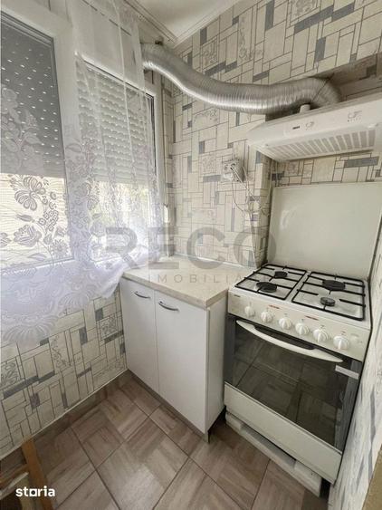 Apartament cu 2 camere decomandat în Cantemir