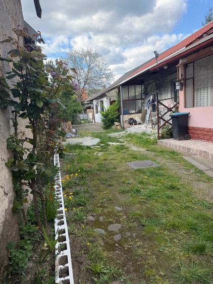 Casă cu Teren 91 Mp în Central