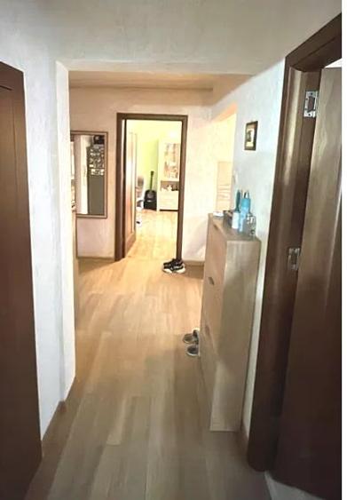 Apartament cu 2 camere decomandat, mobilat în Tomis Nord