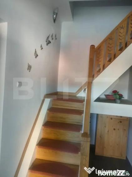 Casă cu 5 camere cu Teren 432 Mp în Rădăuți