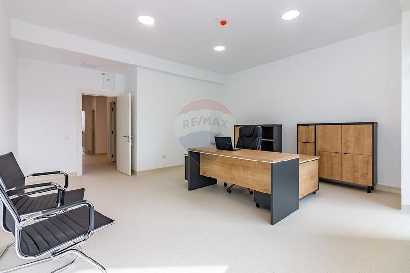 Spațiu comercial, de 38 mp, în Ultracentral
