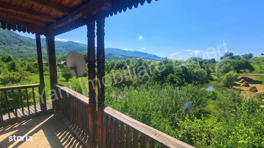 Casă cu 3 camere în Sboghițești