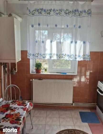 Aparetament 2 camere decomandat, zona Progresu, etaj 3. - 4