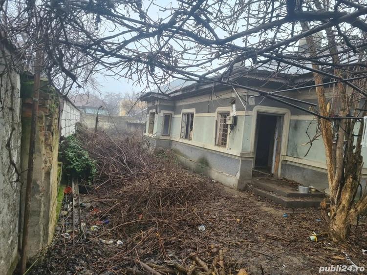 Teren de 400 mp, în Central