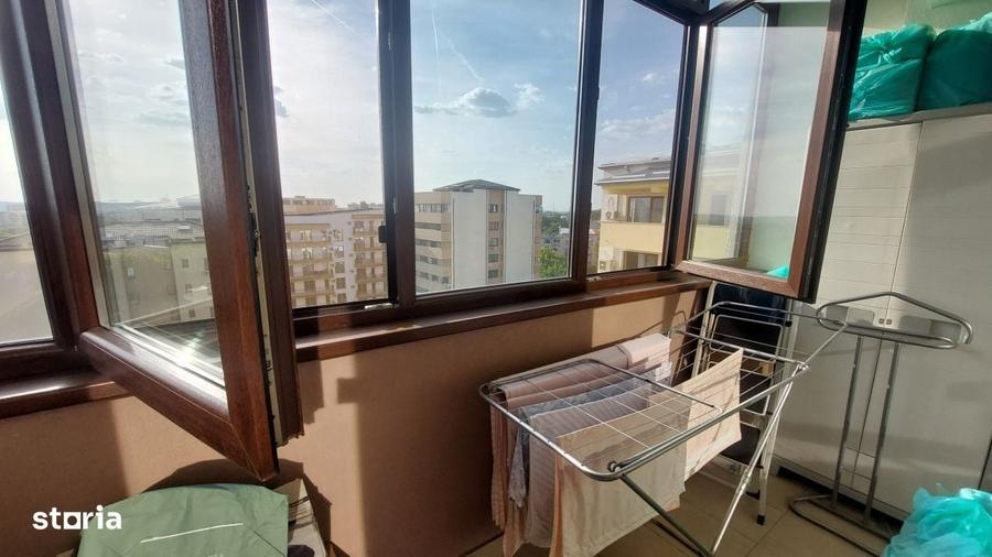 Apartament cu 4 camere, mobilat în Central