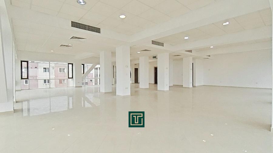 Spațiu comercial, de 200 mp, în Micălaca