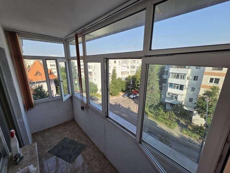 Apartament cu 2 camere decomandat în Popa Șapcă