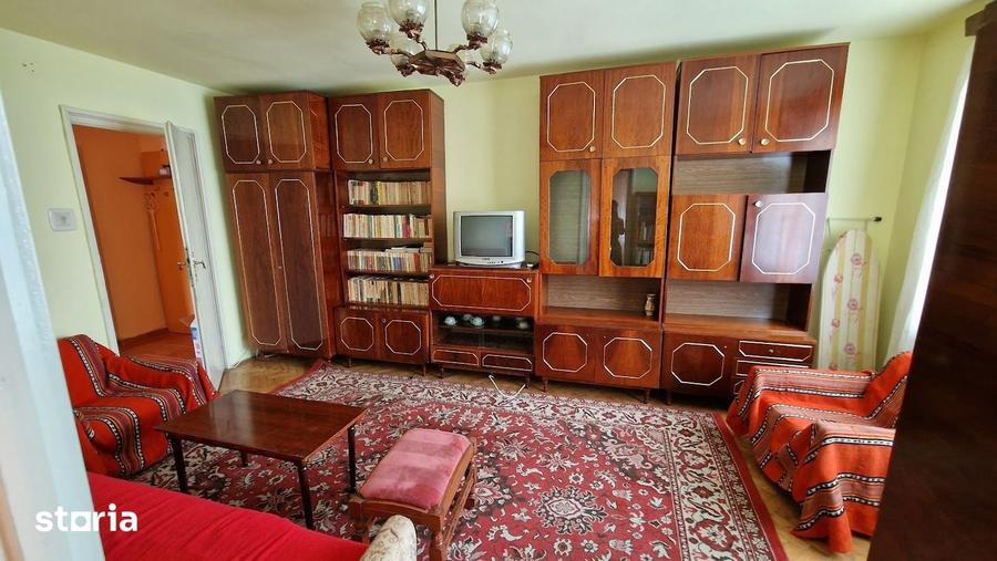 Apartament cu 2 camere decomandat în Elisabetin