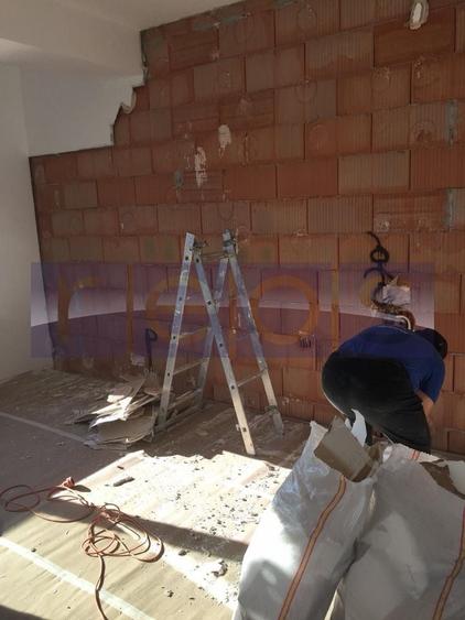 Apartament cu 3 camere decomandat, mobilat în Nerva Traian