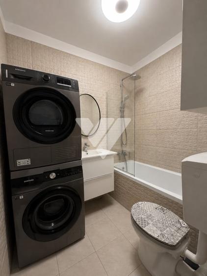 Apartament cu 3 camere semidecomandat, mobilat în Turnișor