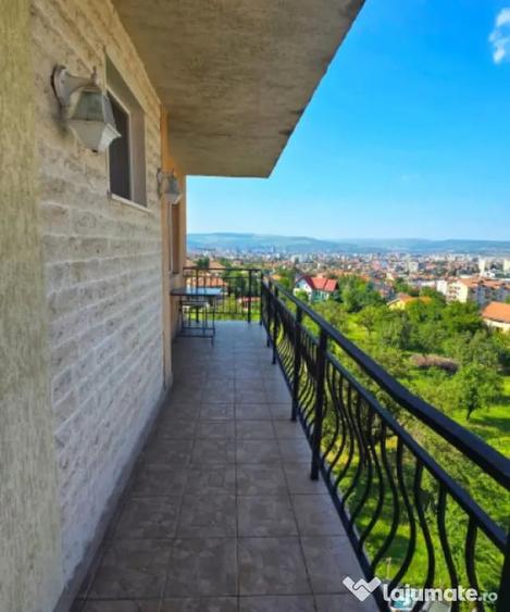 Apartament cu 2 camere semidecomandat în Bună Ziua