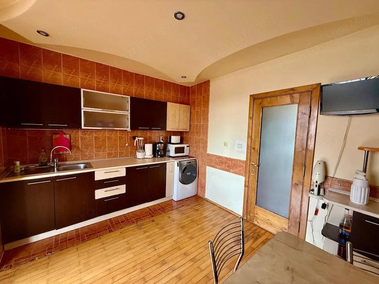Apartament cu 4 camere decomandat în Nicolae Bălcescu