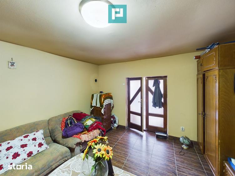 Casă cu 2 camere cu Teren 456 Mp în Ghioroc