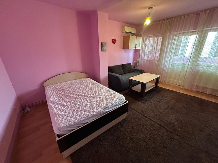 Garsonieră în Cetate