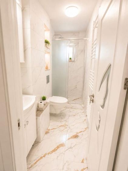 Proprietar inchiriez apartament cu 2 camere - 1