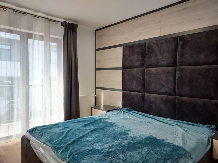 Duplex cu 4 camere cu Teren 250 Mp în Florești