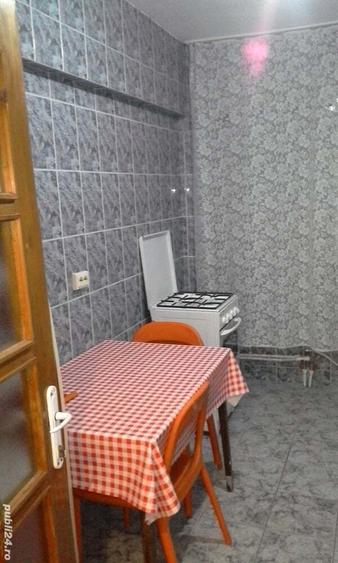 Apartament 2 camere, decomandat, Piata Noua - 3