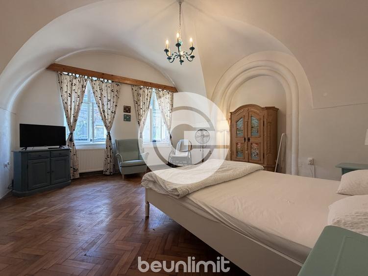 Apartament cu 2 camere nedecomandat, mobilat în Ultracentral