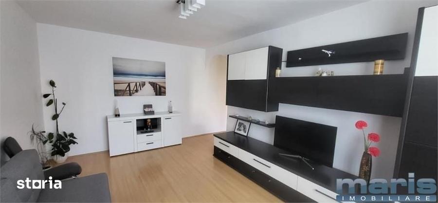 Apartament cu 3 camere în Tudor Vladimirescu