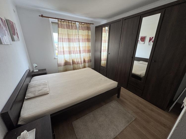 Apartament cu 2 camere decomandat, mobilat în Cetate