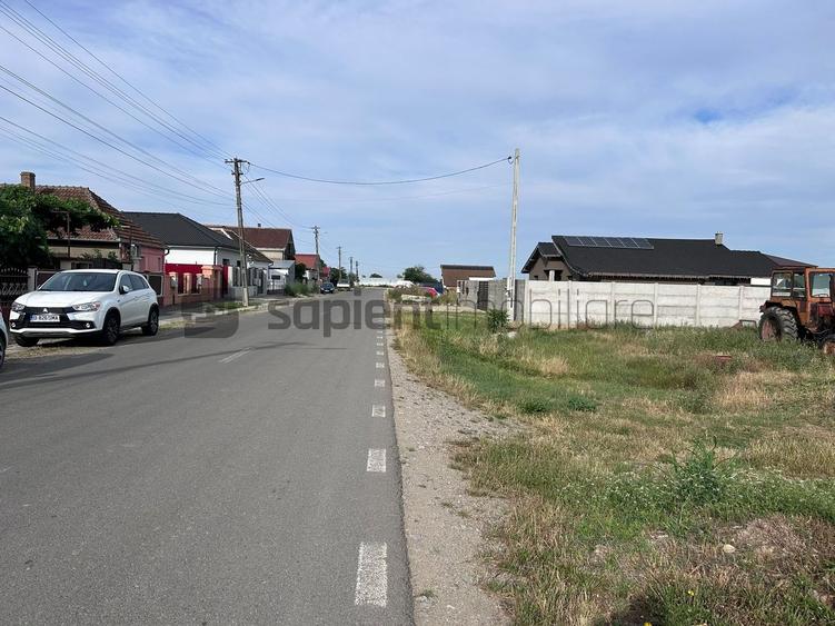 Teren agricol extravilan de 1009 mp, în Fughiu