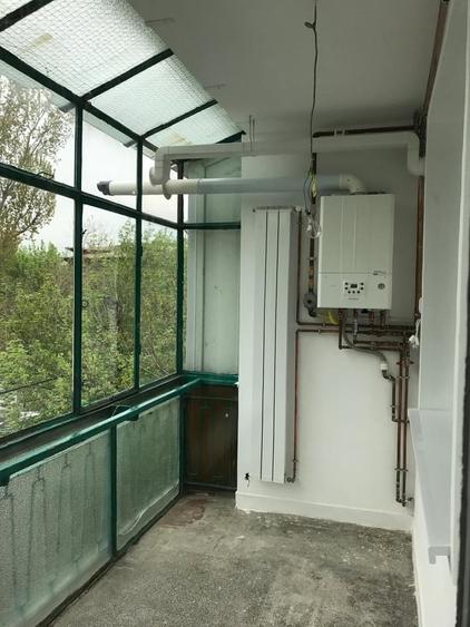 Apartament semidecomandat în Est