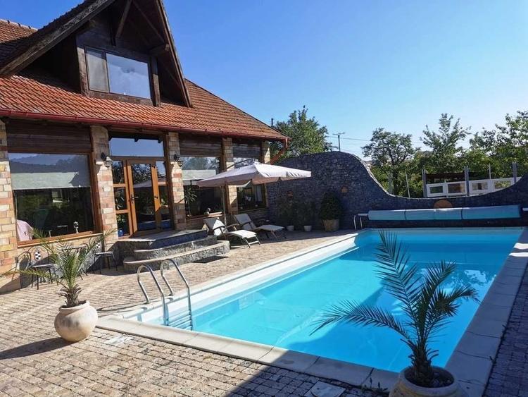 Casă cu 3 camere în Archia