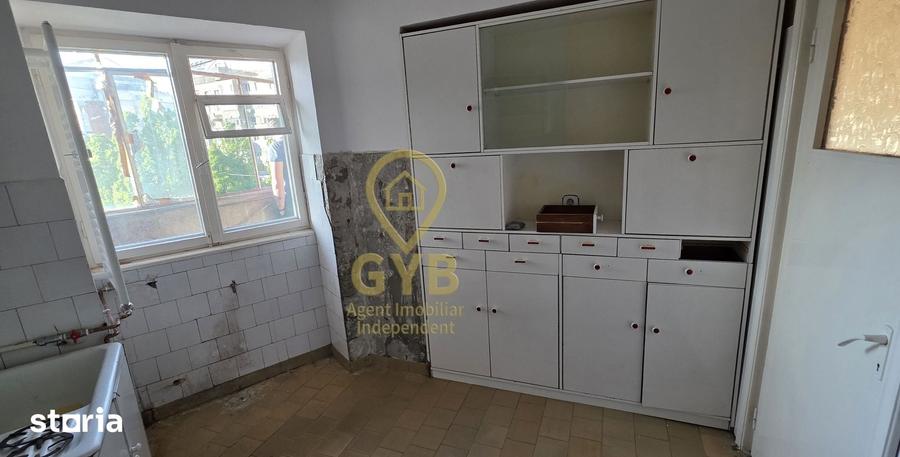 Apartament cu 2 camere decomandat în Decebal
