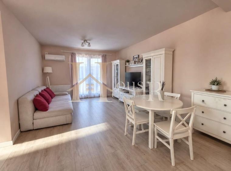 Apartament cu 2 camere semidecomandat, mobilat în Giroc