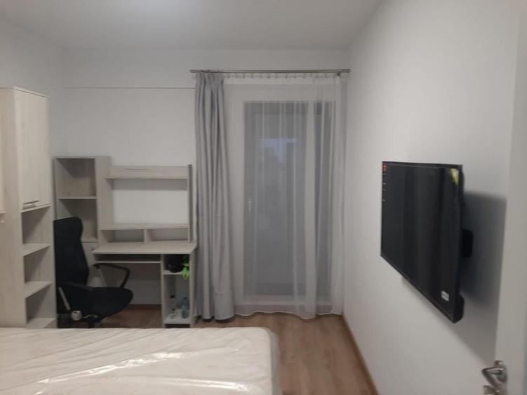 Garsonieră decomandată în Central