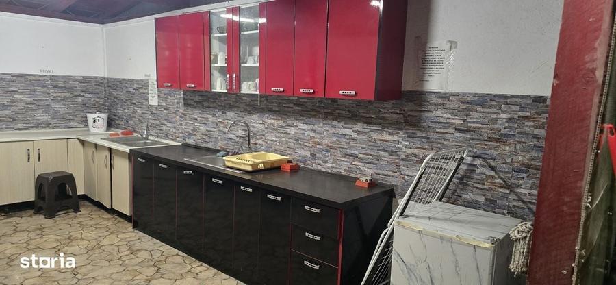 Casă cu 4 camere în Eforie