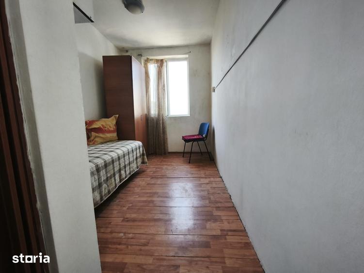 Apartament cu 2 camere decomandat în Vest