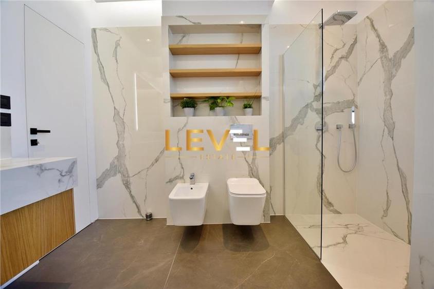Apartament cu 4 camere decomandat, mobilat în Sisești