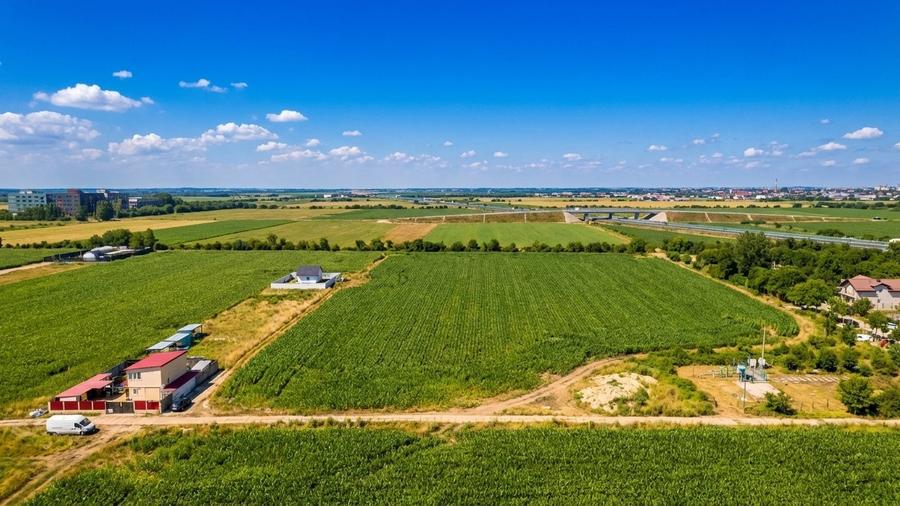 Teren Construcții intravilan de 3900 mp, în Periferie