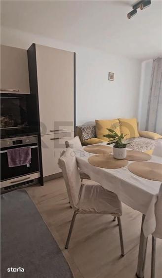 Apartament cu 3 camere în Orașul Nou