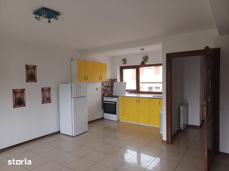 Casă cu 3 camere cu Teren 120 Mp în Sânmartin