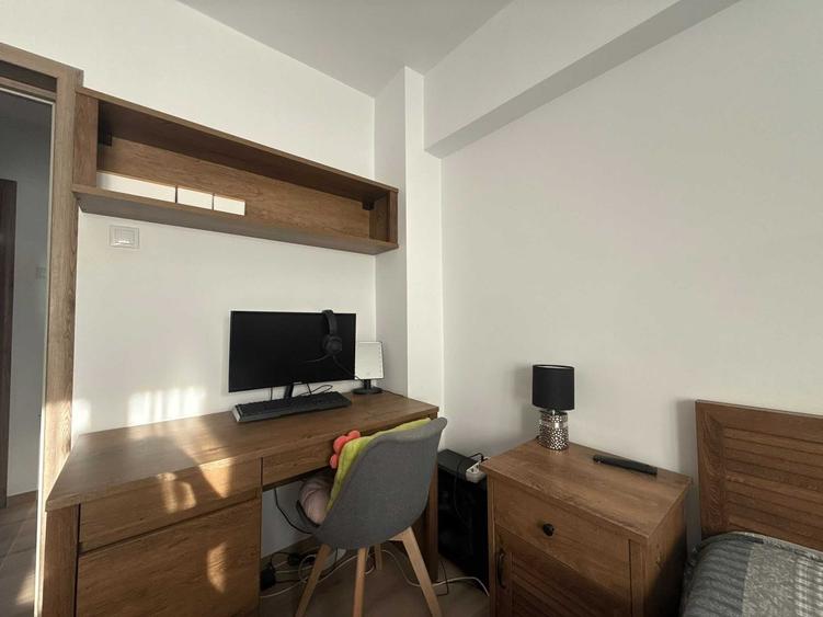 Apartament cu 2 camere decomandat în Între Lacuri