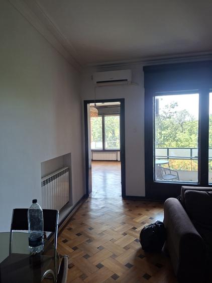Apartament cu 2 camere semidecomandat în Cișmigiu