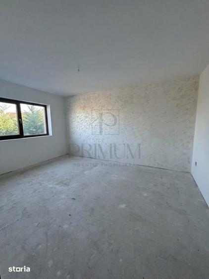CASA SPATIOASA 4 DORMITOARE BUCATARIE INCHISA ZONA SERENA ASFALT SI TO - 6