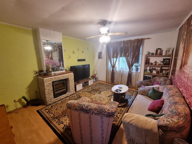 Casă individuală cu 4 camere cu Teren 720 Mp în Cetate