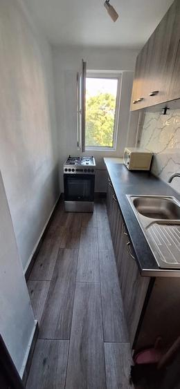 Apartament cu 2 camere semidecomandat în Pantelimon