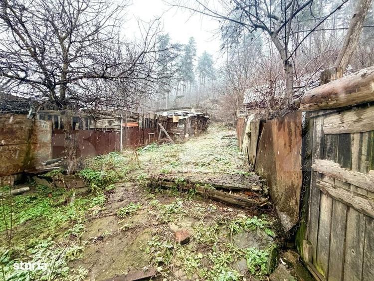 Casă cu 4 camere în Suseni