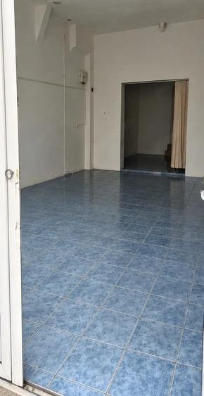 Spațiu comercial, de 40 mp, în Central