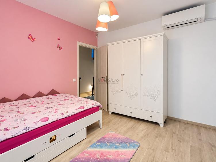 Duplex cu 5 camere cu Canalizare în Dămăroaia
