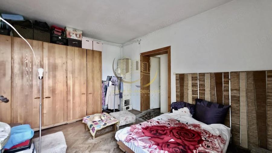 Casă cu 1 camere cu Teren 400 Mp în Andrei Mureșanu