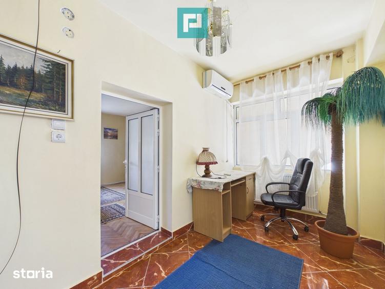 Casă cu 5 camere cu Teren 1430 Mp în Șiria