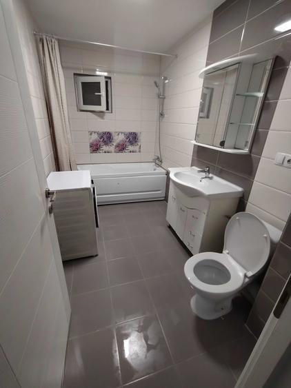 Apartament cu 2 camere semidecomandat în Florești
