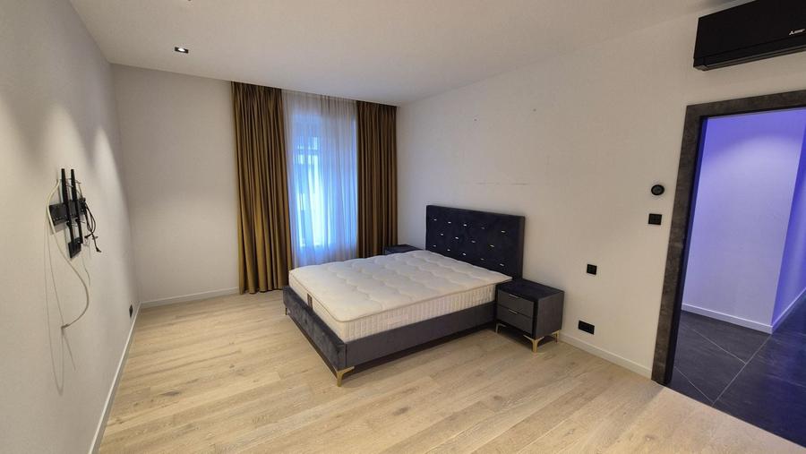Penthouse 262,48 mp + terasa 165,16 + balcoane 10,73 mp - comision 0% - 7