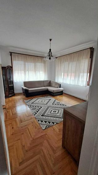 Casă cu 3 camere în Bunloc