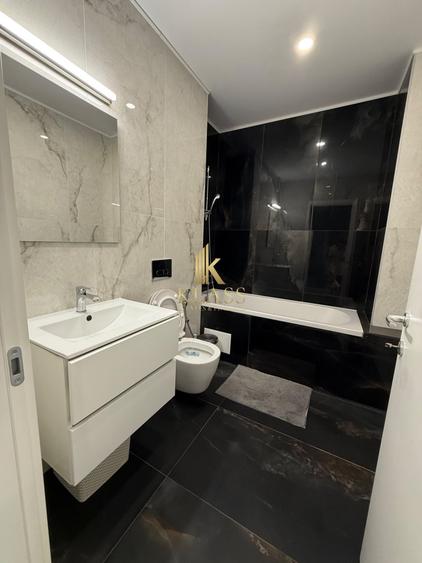 Apartament cu 3 camere semidecomandat, mobilat în Voluntari